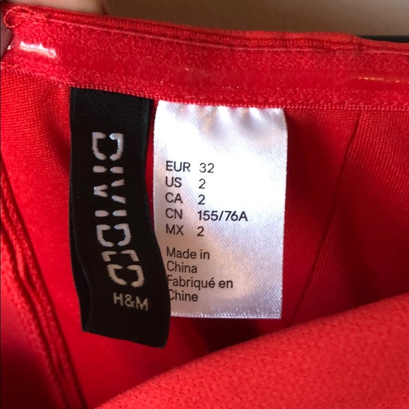 Coral dress - Picture 3 of 4